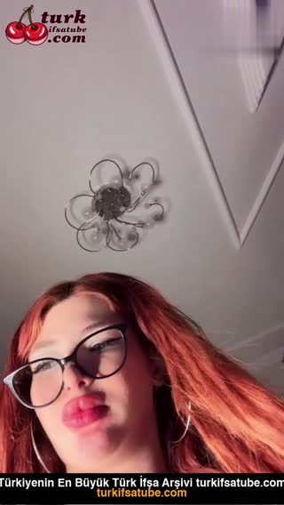 Seks Sihri, Çıplak Kadınlar ve üvey kardeşler